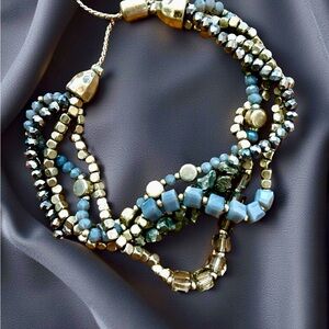 Elegant Gold and Lilac Beaded Bracelet